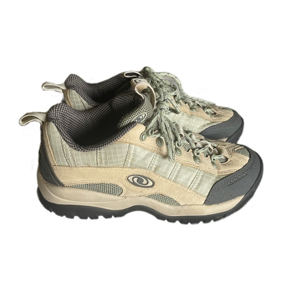 🤍SOLD Vintage street style Salomon sneakers